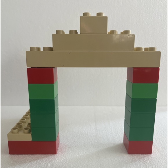 LEGO Duplo 2005 Thomas and Friends:‎ James At Knapford Station Set 5552 - Picture 10 of 16